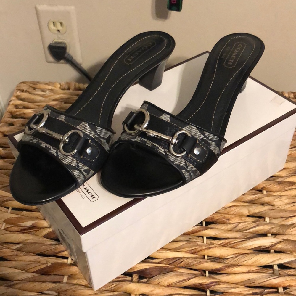 BRAND NEW IN BOX Coach Heels